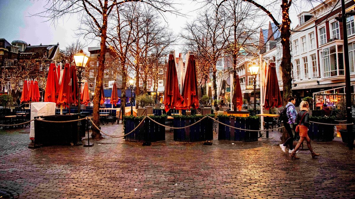 Budeme bez peněz, stěžují si nizozemští obchodníci na přísný vánoční lockdown